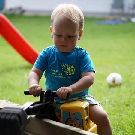 Veiter-hof 아파트 네쎌방